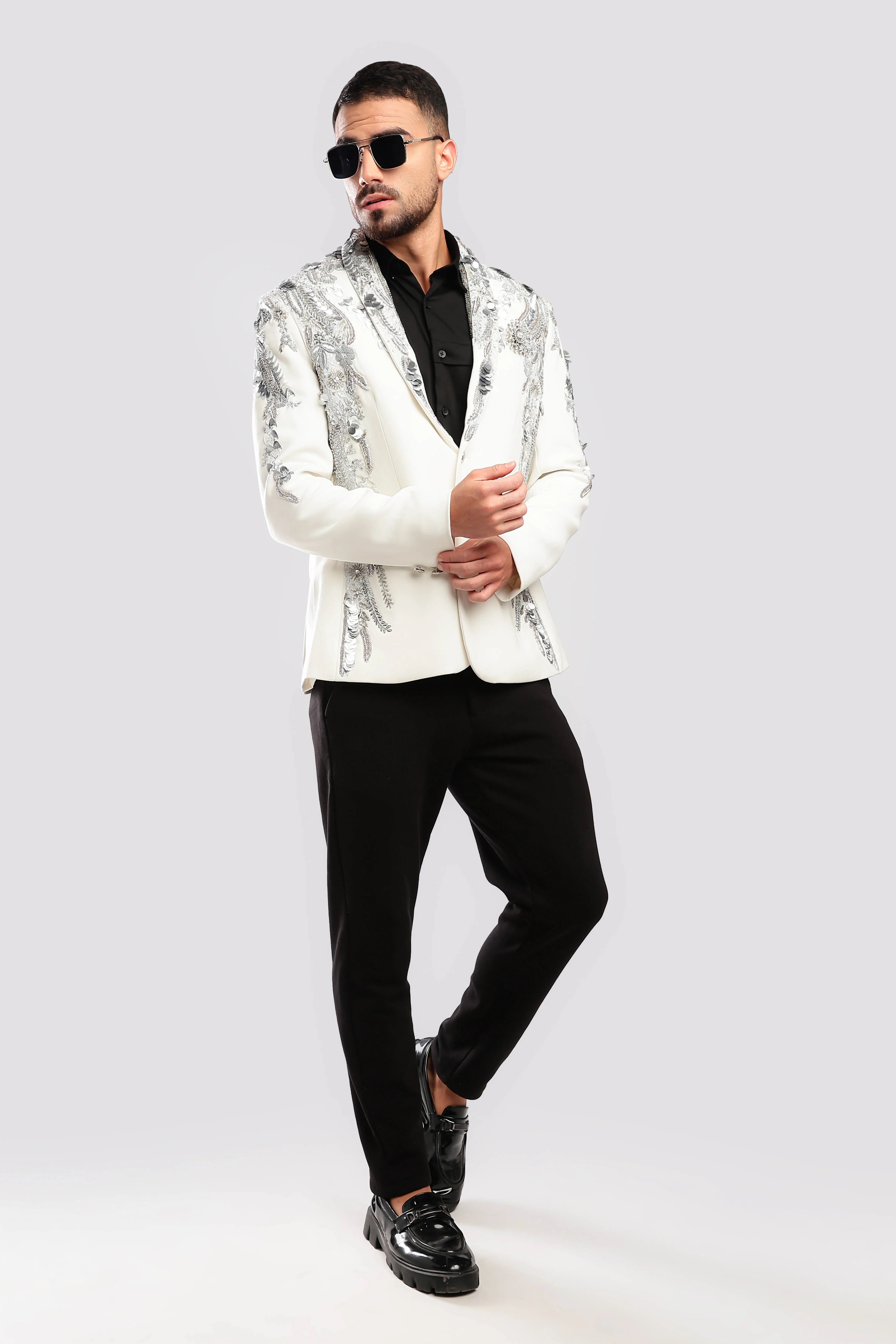 Gilded Inlay Zardozi Suit - Image 11