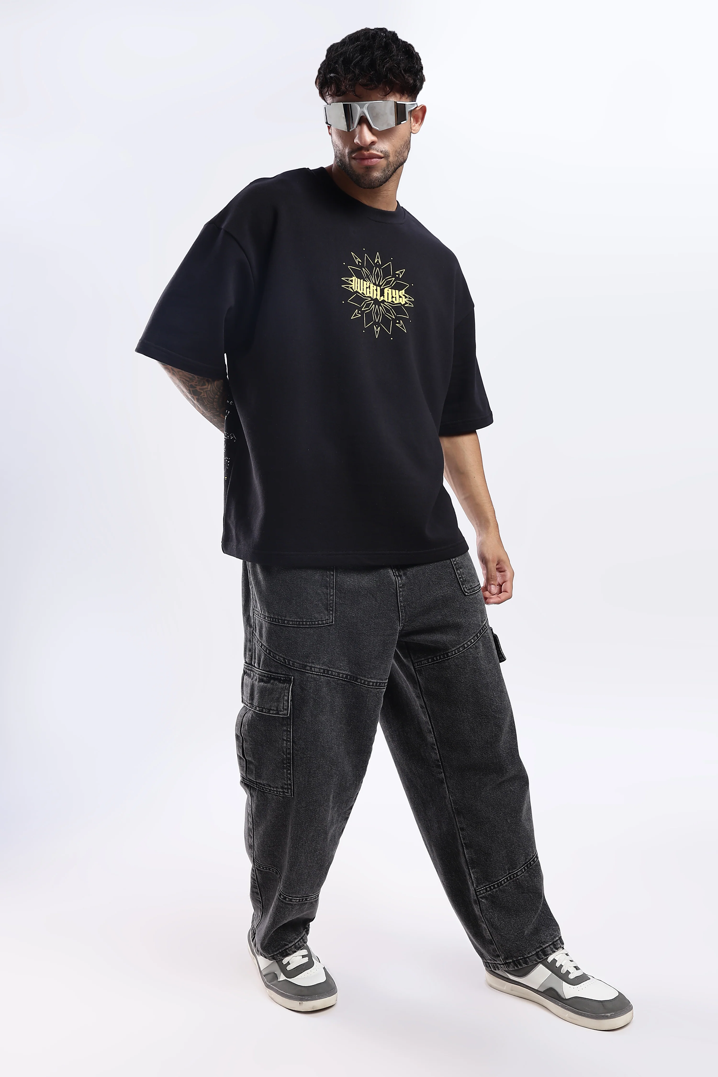 Space Explorer black relaxed fit tshirt - Image 5